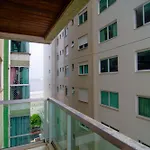 Em Frente A Praia Em Balneario, 6 Hospedes Vu3572