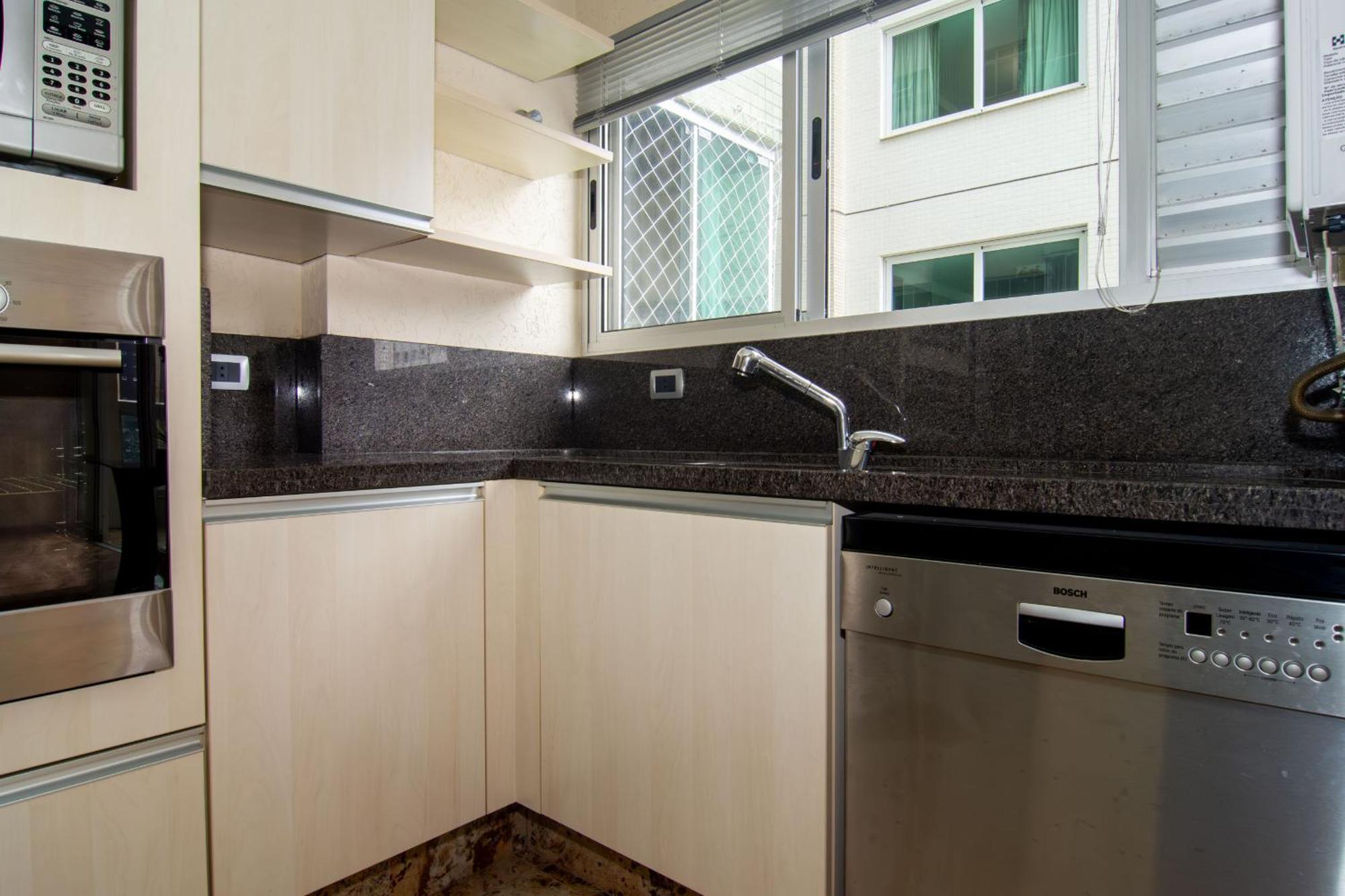 Em Frente A Em Balneario, 6 Vu3572 *